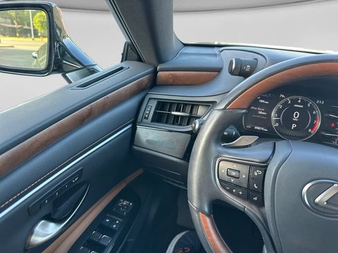 Used 2024 Lexus ES 350 w/ Accessory Package (Z1) FWD image 45