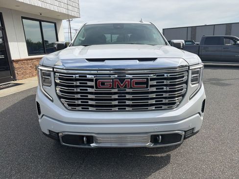 Used 2025 GMC Sierra 1500 Denali w/ Denali Reserve Package image 10