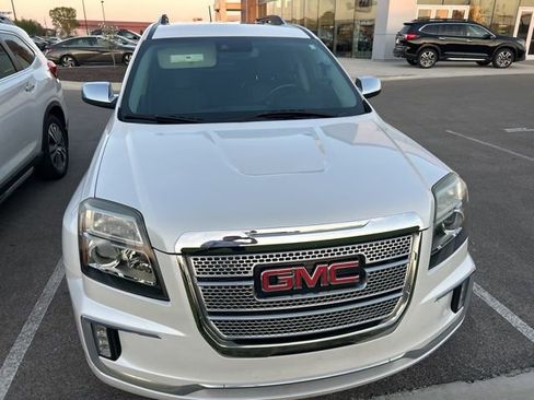 Used 2016 GMC Terrain Denali image 3