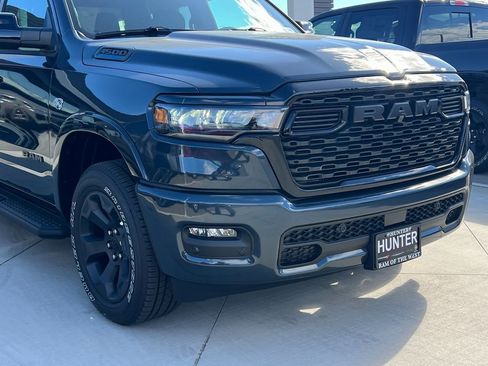 New 2026 RAM 1500 4x4 Crew Cab image 8