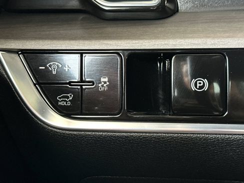 Used 2025 Kia Sportage X-Line w/ Premium Package AWD/4WD image 35