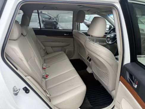 Used 2014 Subaru Outback 2.5i Limited image 15