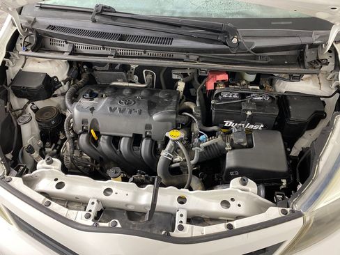 Used 2012 Toyota Yaris L image 27