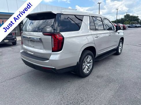 Used 2022 GMC Yukon Denali AWD/4WD image 3