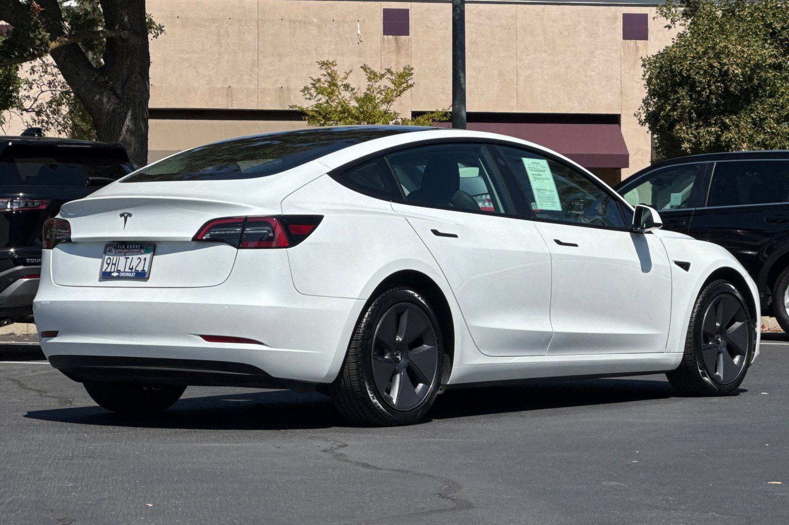 Used 2023 Tesla Model 3 Standard Range RWD image 3