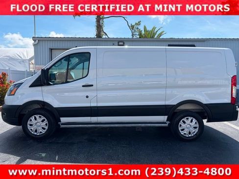 Used 2025 Ford Transit 250 Low Roof w/ Exterior Upgrade Package RWD image 5