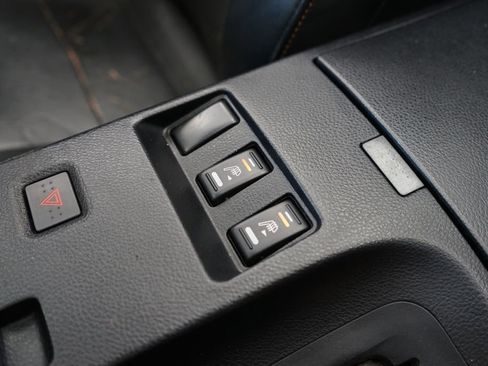 Used 2004 Nissan 350Z Touring RWD image 40