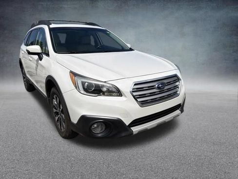 Used 2016 Subaru Outback 2.5i Limited AWD/4WD image 4