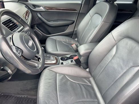 Used 2015 Audi Q3 2.0T Prestige w/ Prestige Package image 22