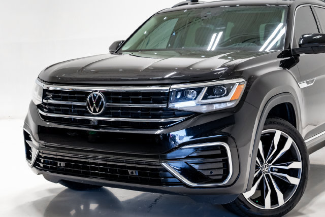 Used 2023 Volkswagen Atlas SEL Premium AWD/4WD image 2