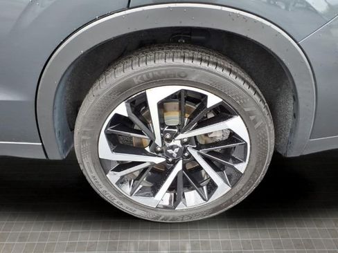 Used 2024 Mitsubishi Outlander SE AWD/4WD image 13