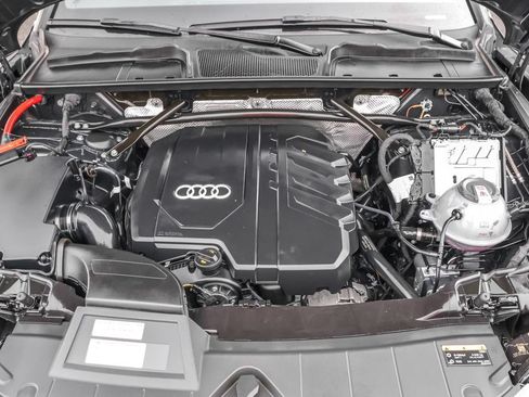 Used 2024 Audi Q5 2.0T Premium w/ Convenience Package AWD/4WD image 42
