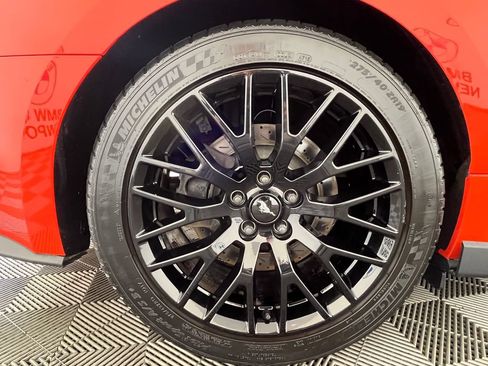 Used 2016 Ford Mustang GT Premium w/ GT Performance Package RWD image 18