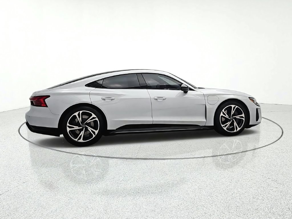 Used 2023 Audi e-tron GT Premium Plus w/ Performance Package AWD/4WD image 8