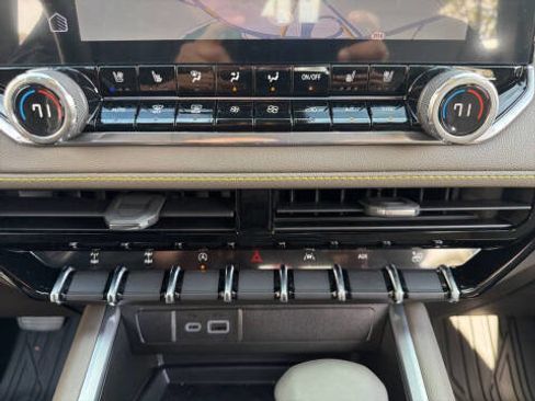 New 2026 Chevrolet Colorado ZR2 image 40