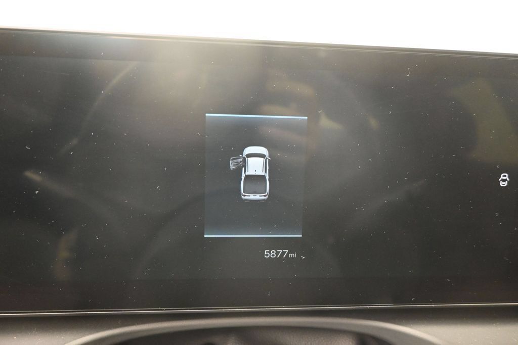 Used 2026 Hyundai Santa Cruz SE FWD image 11
