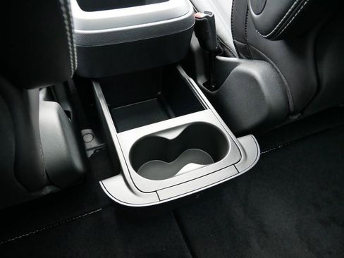 New 2026 Chrysler Pacifica Select image 17