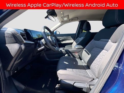 Used 2025 Nissan Kicks SV image 15