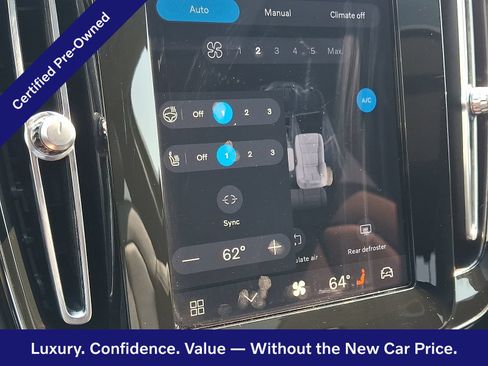 Certified 2024 Volvo XC40 B5 Plus w/ Climate Package AWD/4WD image 25