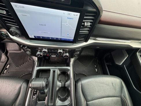 Used 2022 Ford F150 Lariat w/ Equipment Group 502A High image 6