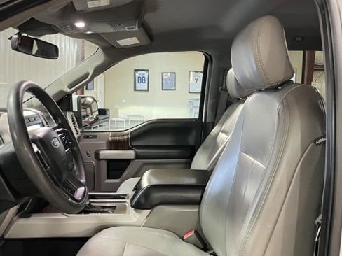 Used 2020 Ford F150 Lariat image 10