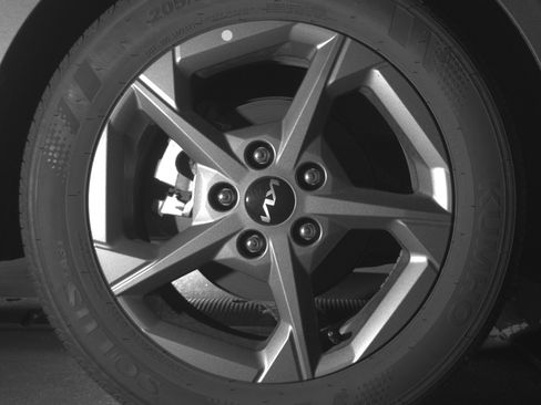 Used 2025 Kia K4 LXS image 15