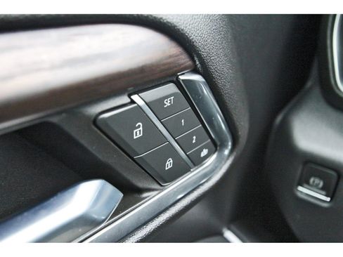 Used 2022 GMC Sierra 1500 SLT w/ SLT Convenience Package image 21