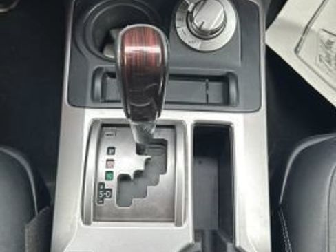 Used 2018 Toyota 4Runner Limited AWD/4WD image 18