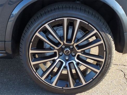 New 2026 Volvo XC90 B6 Plus w/ Protection Package Premier image 12