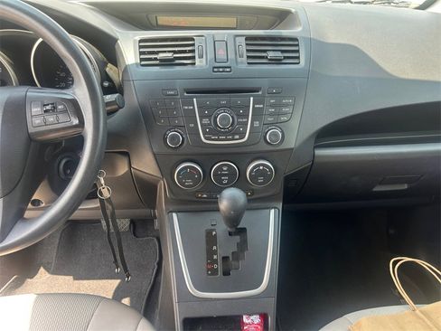 Used 2015 MAZDA MAZDA5 Sport image 11