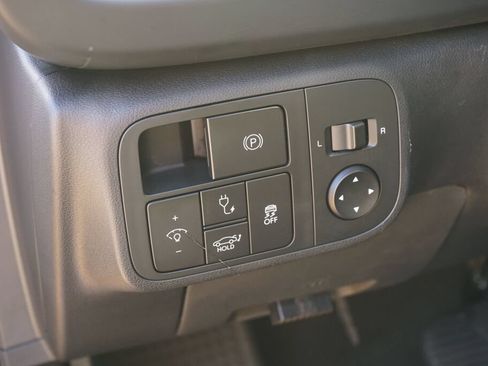 Certified 2024 Hyundai Ioniq 6 SE RWD image 17