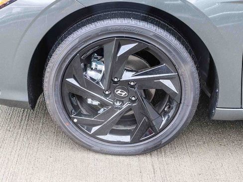 New 2026 Hyundai Elantra SEL FWD image 14