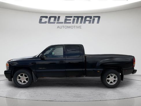 Used 2002 GMC Sierra 1500 Denali AWD/4WD image 2