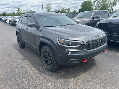 Used 2019 Jeep Cherokee Trailhawk w/ Comfort & Convenience Group AWD/4WD image 5
