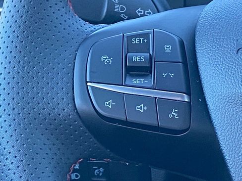 Certified 2023 Ford Escape ST-Line w/ Tech Pack #1 image 8