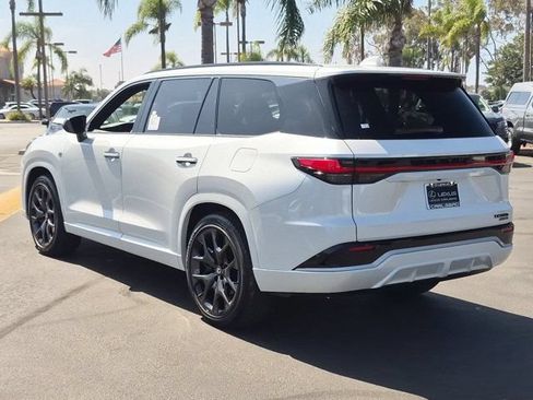 New 2026 Lexus TX 500h AWD image 7