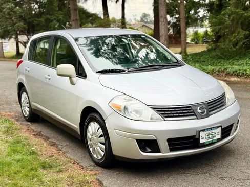 Used 2009 Nissan Versa 1.8 S w/ ABS Pkg FWD image 7