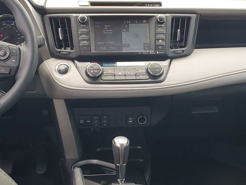 Used 2017 Toyota RAV4 Limited FWD image 15