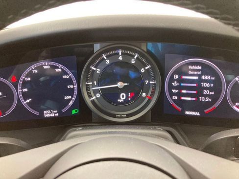 Certified 2021 Porsche 911 Carrera 4 image 11