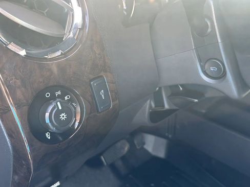 Used 2016 Ford F250 Platinum w/ FX4 Off-Road Package image 14