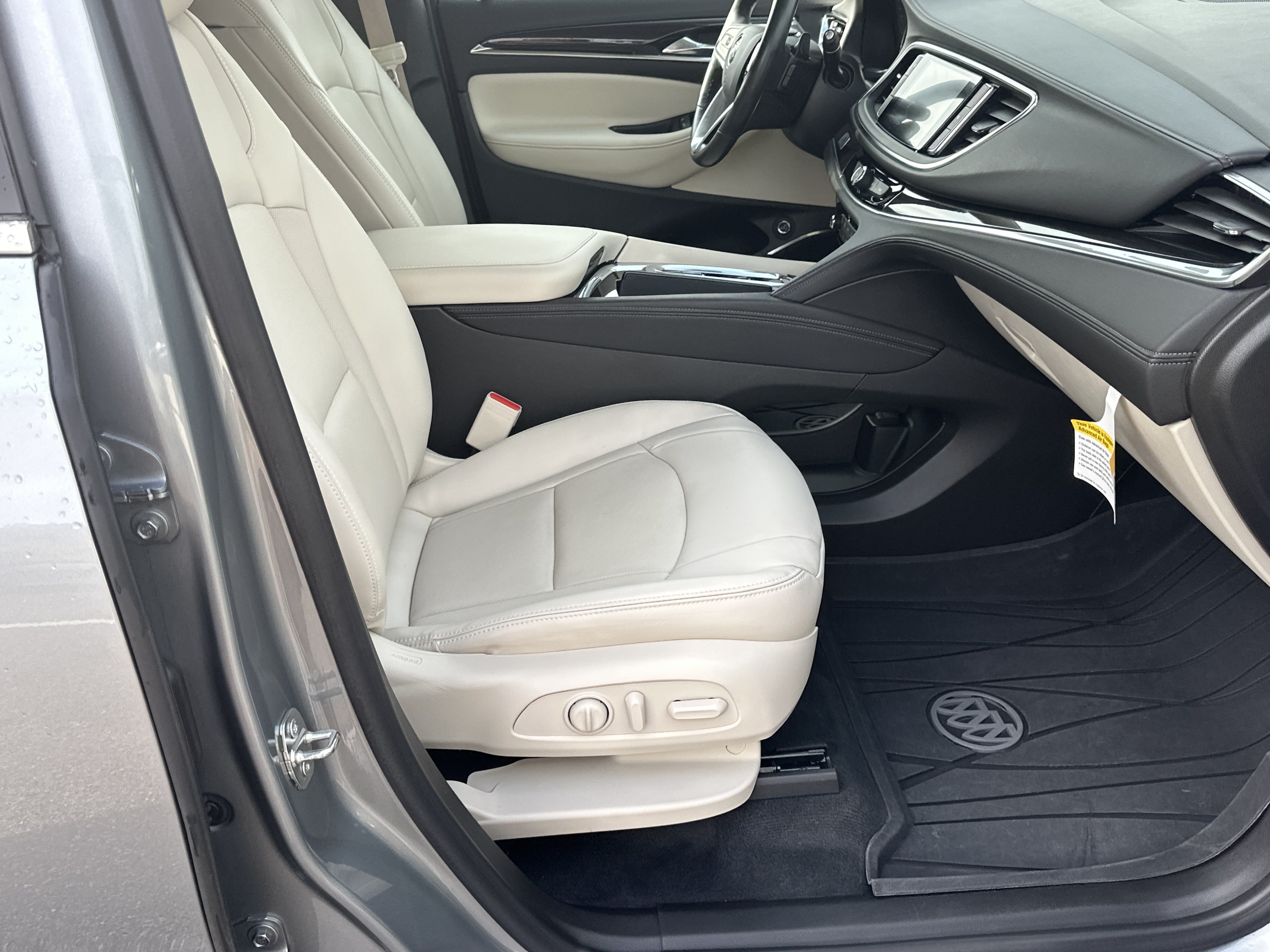 Certified 2023 Buick Enclave Essence w/ Experience Buick Package FWD image 15