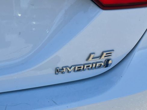 Used 2022 Toyota Camry LE FWD image 21