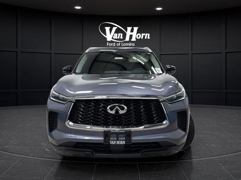 Used 2023 INFINITI QX60 Luxe AWD/4WD image 2