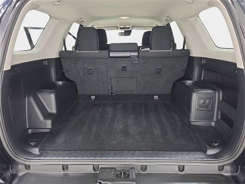 Certified 2024 Toyota 4Runner SR5 image 31