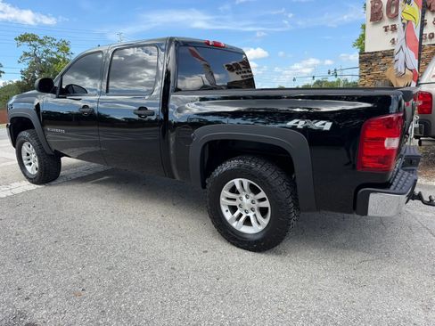Used 2011 Chevrolet Silverado 1500 LT w/ All-Star Edition AWD/4WD image 4
