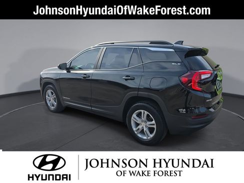 Used 2023 GMC Terrain SLE w/ Driver Convenience Package image 15