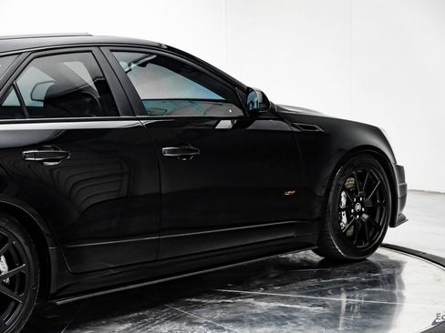 Used 2013 Cadillac CTS V image 16
