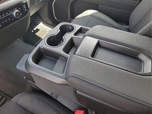 Used 2025 GMC Sierra 2500 SLE w/ SLE Value Package; image 20