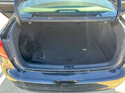 Used 2012 Volkswagen Passat 2.5 S image 15