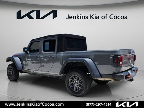 Used 2021 Jeep Gladiator Mojave AWD/4WD image 7
